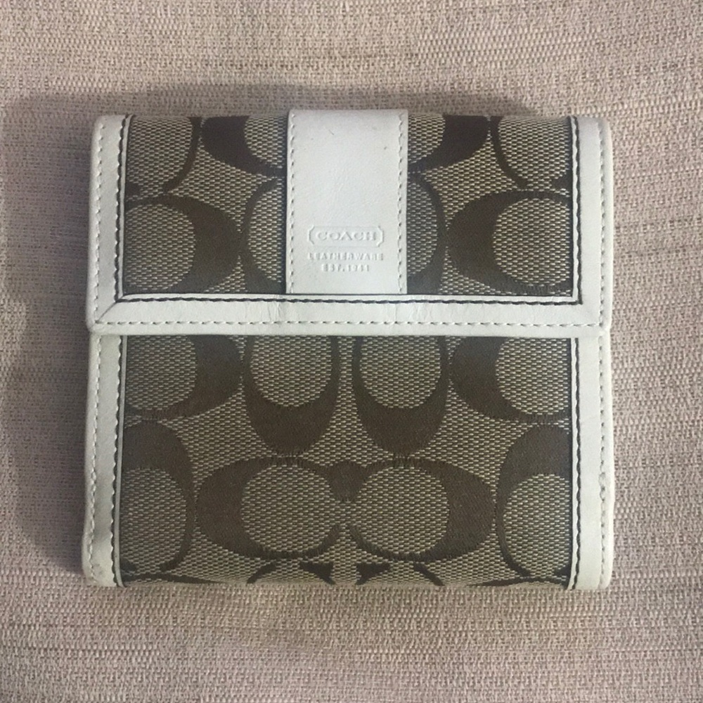 Wallet! Authentic